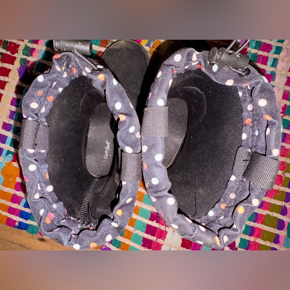 Big Kids Black Polka Dot Snow/Rain Boots size 4 - Picture 5 of 9